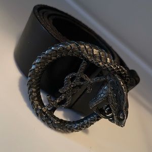 Yves Saint Laurent Belt